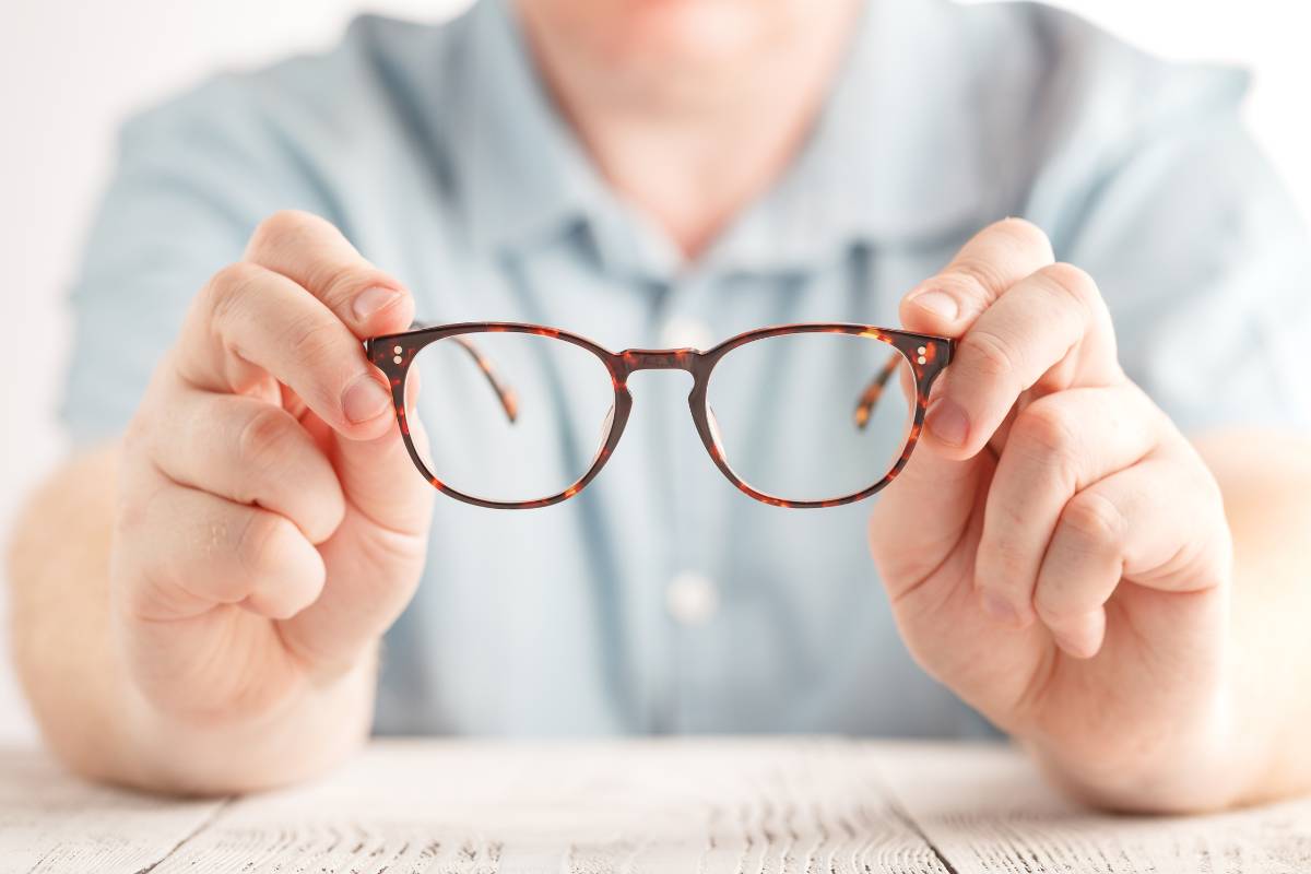 As 10 melhores franquias de óculos para investir em 2024