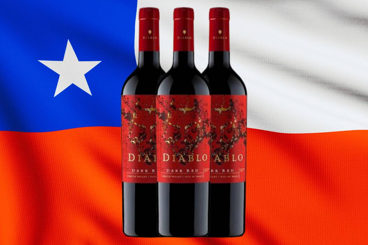 Alerta de Oferta Kit com duas garrafas do Vinho Chileno Diablo Dark Red por R$ 145,80